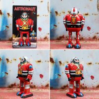 Robot - astronaut - red - tin robot